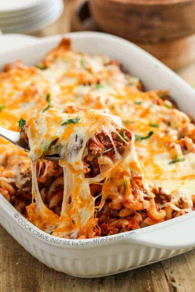 What Meat Goes Good With Mac And Cheese / What To Serve With Mac And Cheese 12 Tasty Side Dishes Insanely Good - Applesauce, shredded cheddar cheese, heavy cream, unsalted butter and 19 more.