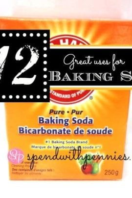 box of baking soda with text