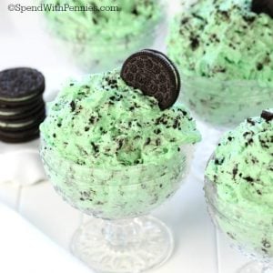 bowls of 10 Minute Mint Oreo Mousse with oreos on the top