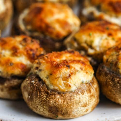 close up of Air Fryer Stuffed Mushrooms on a plate