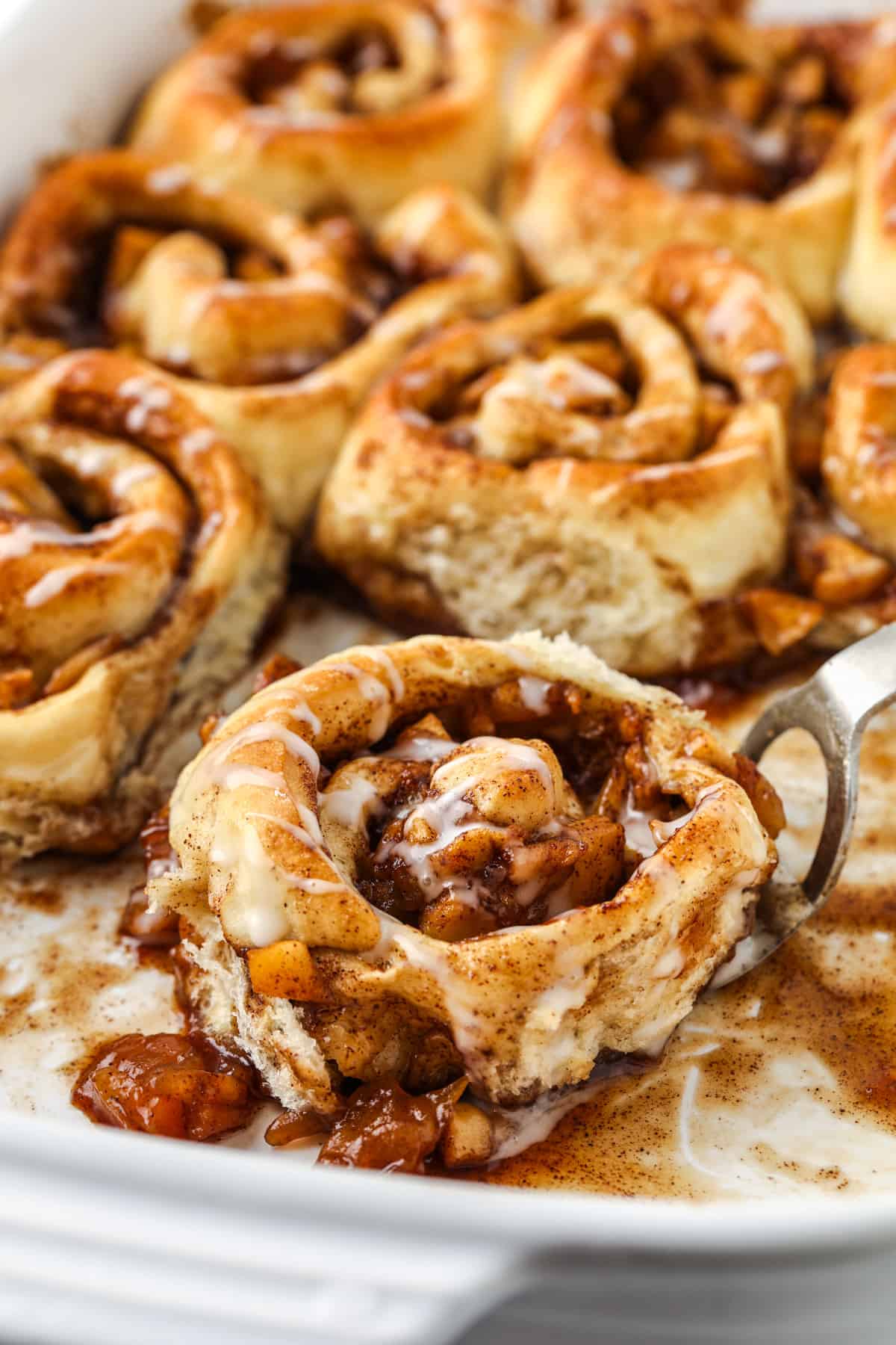 Easy Apple Cinnamon Rolls