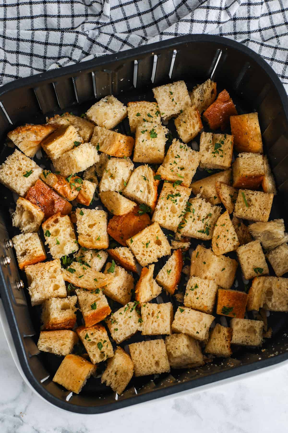 How to Make Croutons in Air Fryer