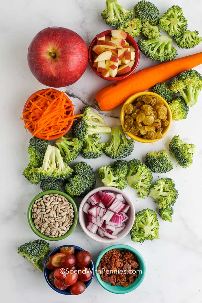 ingredients to make Broccoli Apple Salad