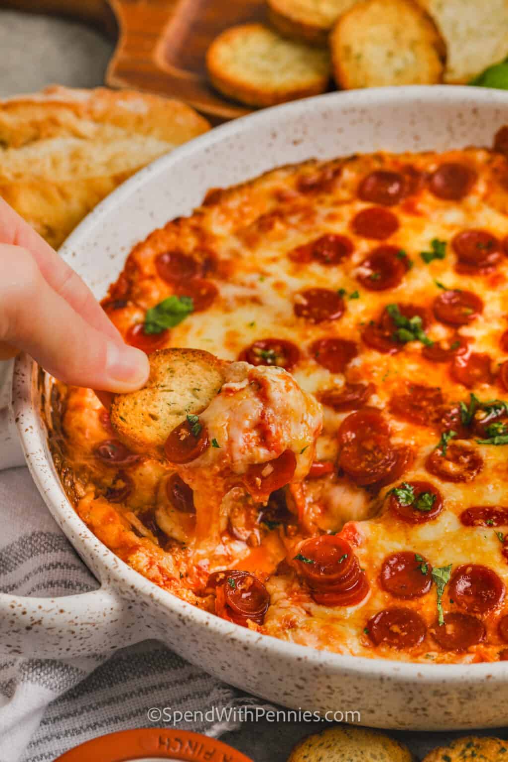 Cheesy Pizza Dip