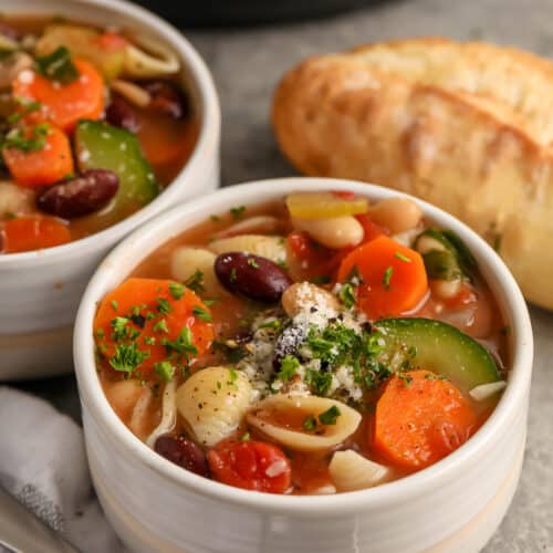 Instant Pot Minestrone Soup in bowls