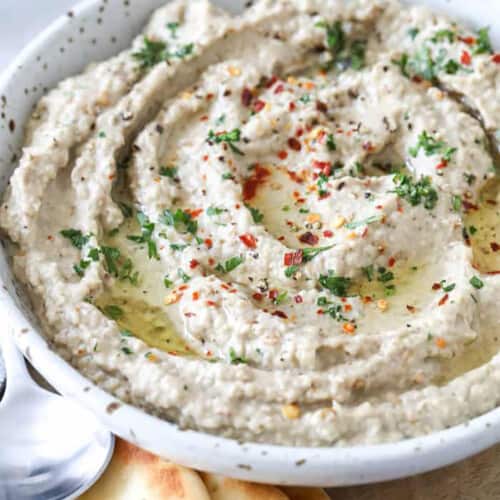 Easy Baba Ganoush in a bowl