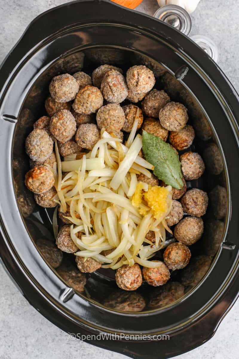 Slow Cooker Meatballs and Gravy Spend With Pennies