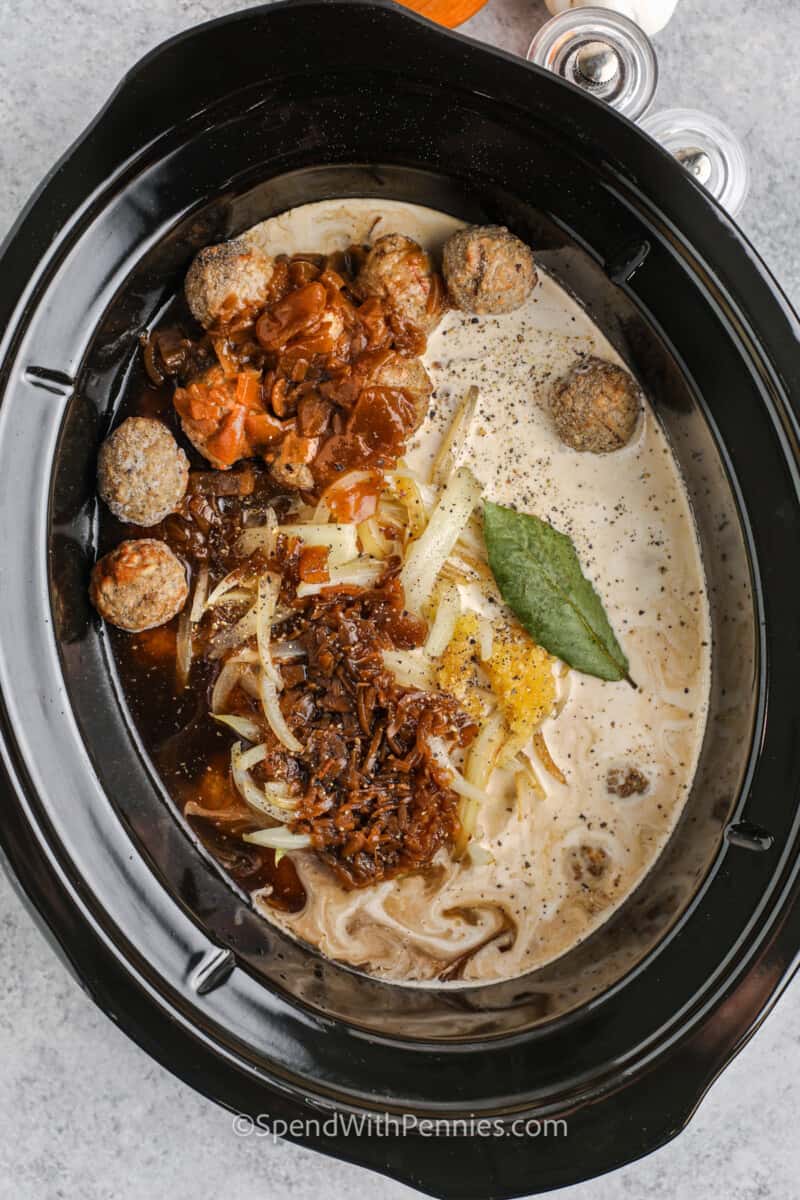 Slow Cooker Meatballs and Gravy Spend With Pennies