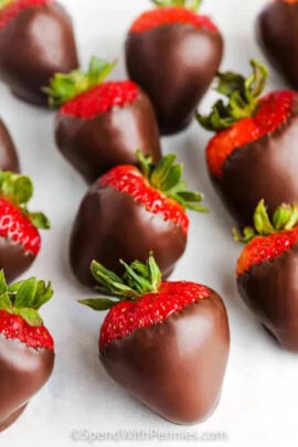easy Chocolate Covered Strawberries