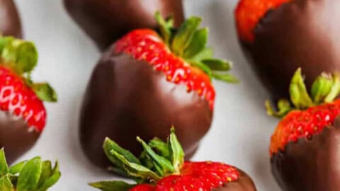 easy Chocolate Covered Strawberries