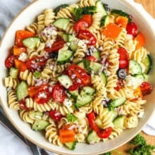 refreshing Easy Pasta Salad in a bowl