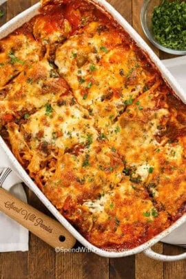 hot and cheesy Baked Spaghetti
