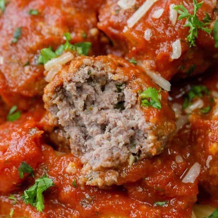 Picture showing inside of Crockpot Meatball