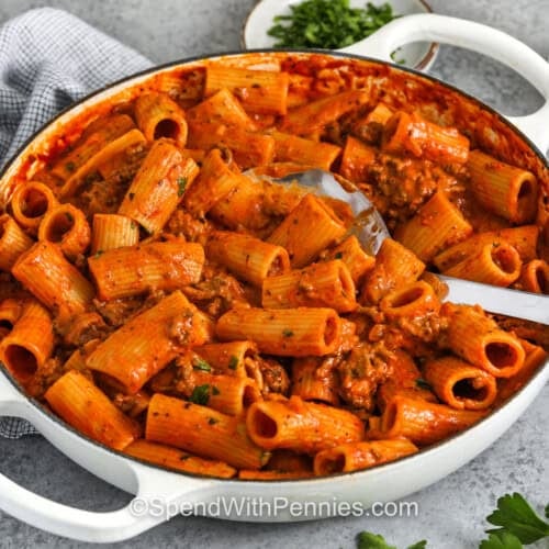 pot full of Creamy Ground Beef Pasta