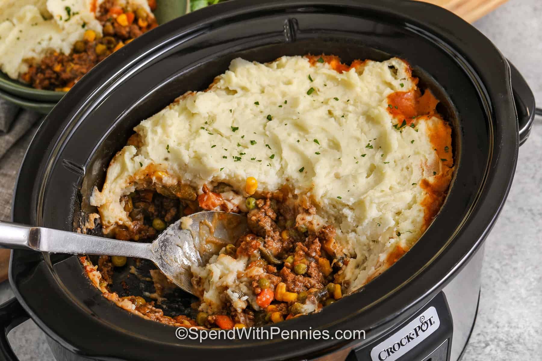 Slow cooker shepherd's pie with mashed potato topping and savory meat and vegetable filling