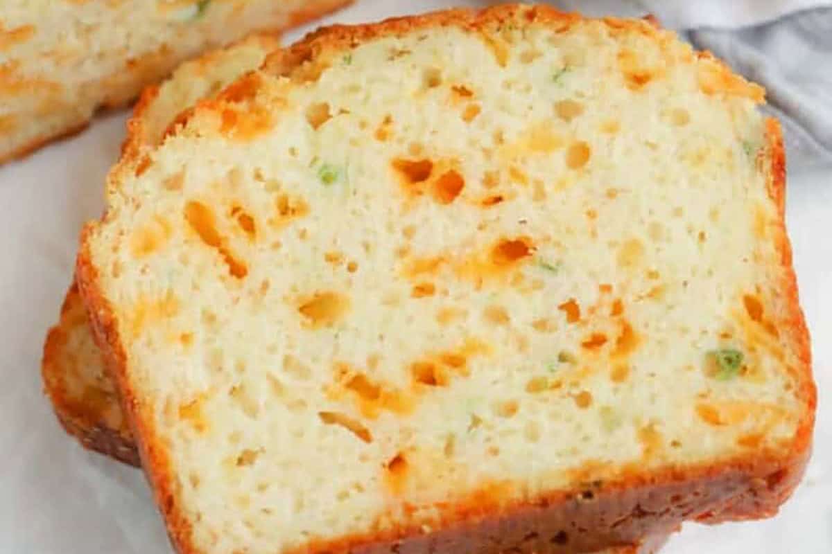 This Cheese Bread Was Made for Soup Night