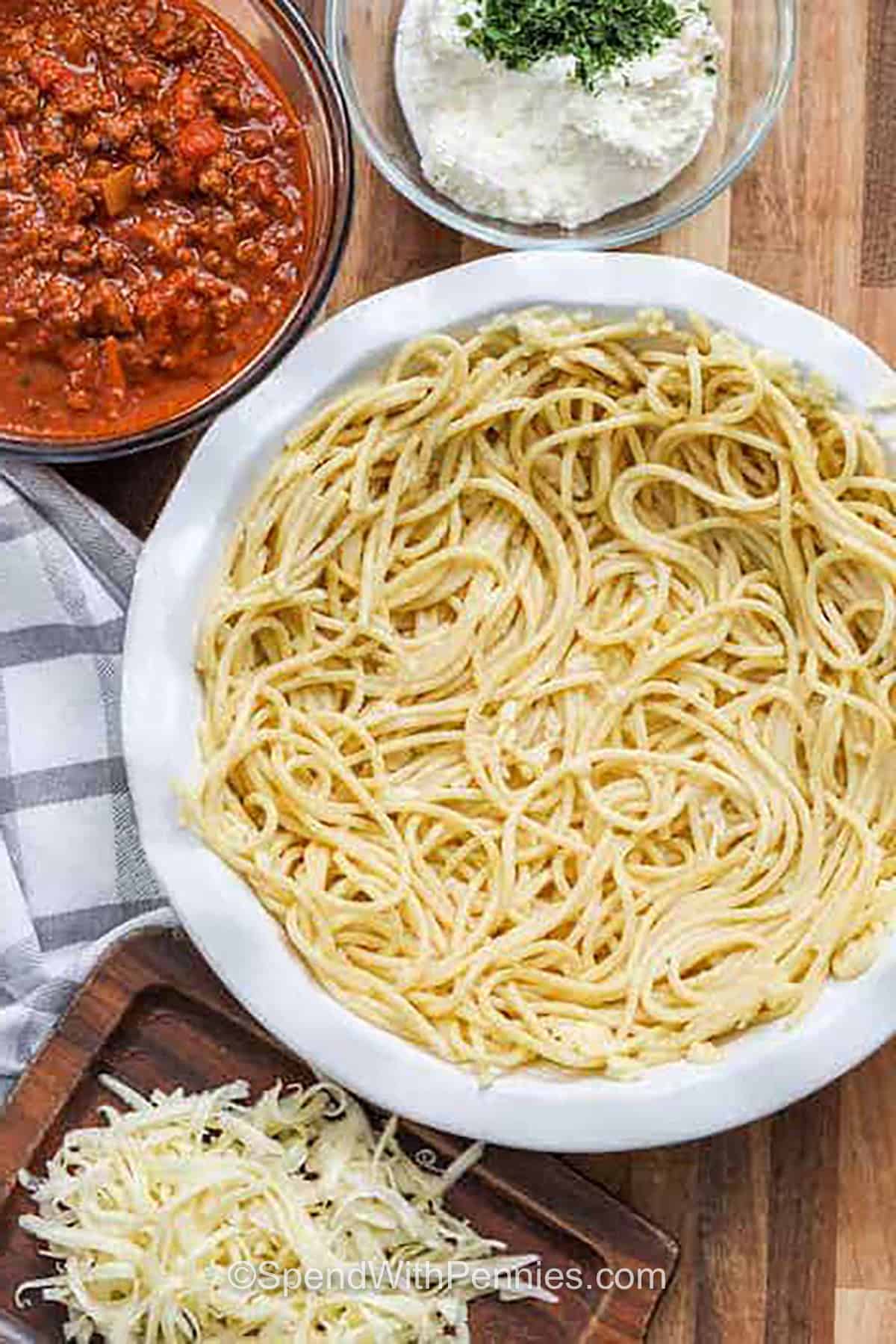 ingredients to make Spaghetti Pie
