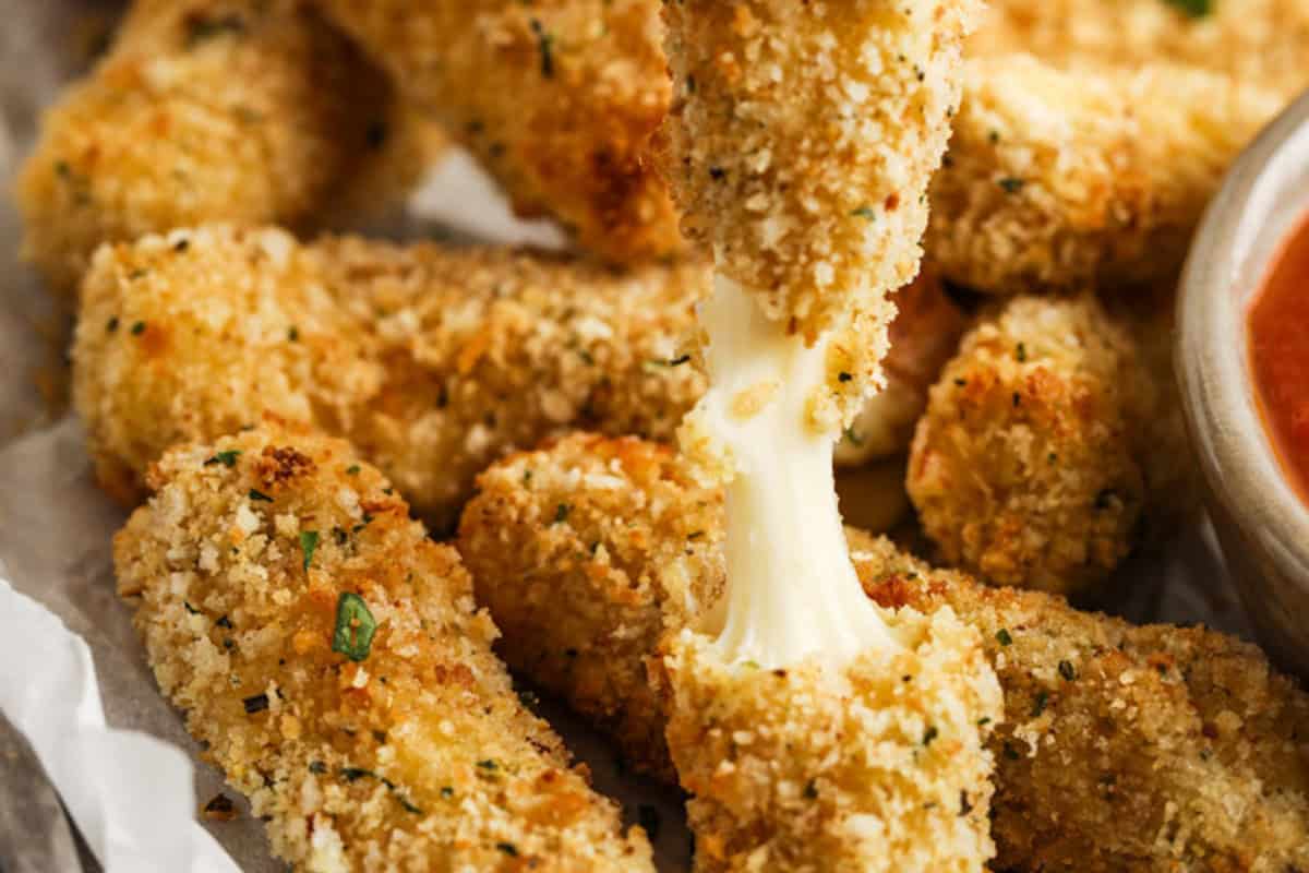 Crispy Mozzarella Sticks Without the Deep Fryer