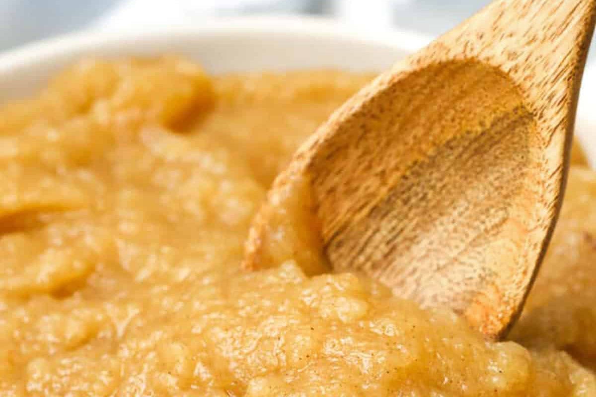 Easy Four-Ingredient Applesauce, and One Is Just Water!