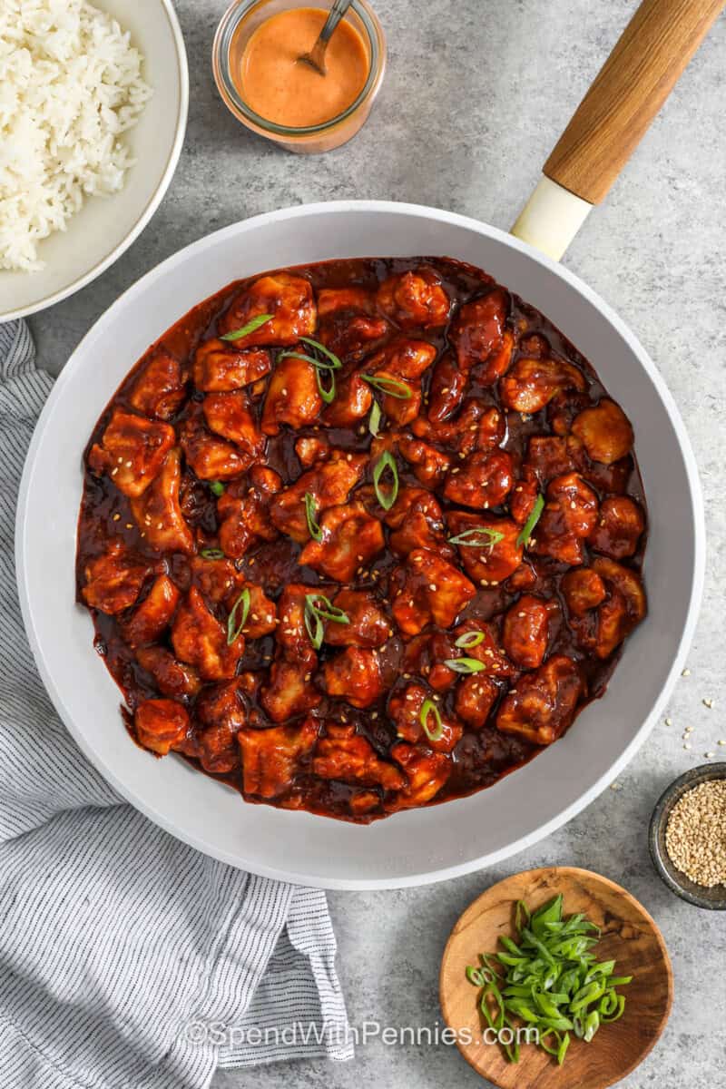 pan of Gochujang Chicken.